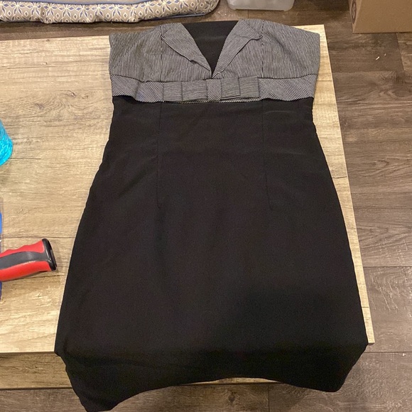 Sirens black and white strapless dress - Picture 3 of 4